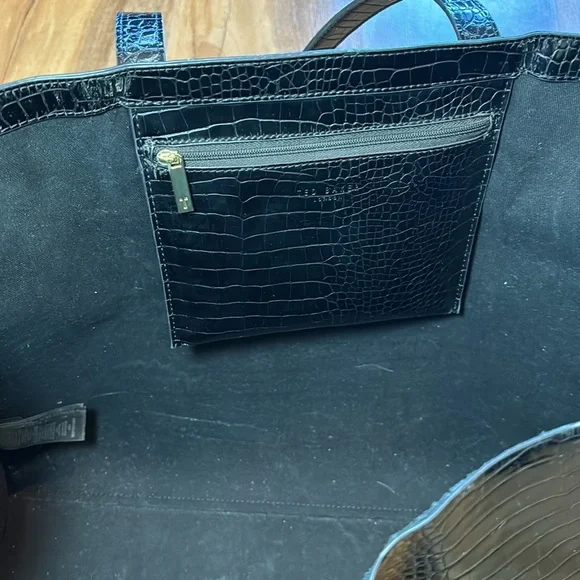 Ted Baker London Black Glossy Tote Bag with Gold Zipper - Picture 9 of 13